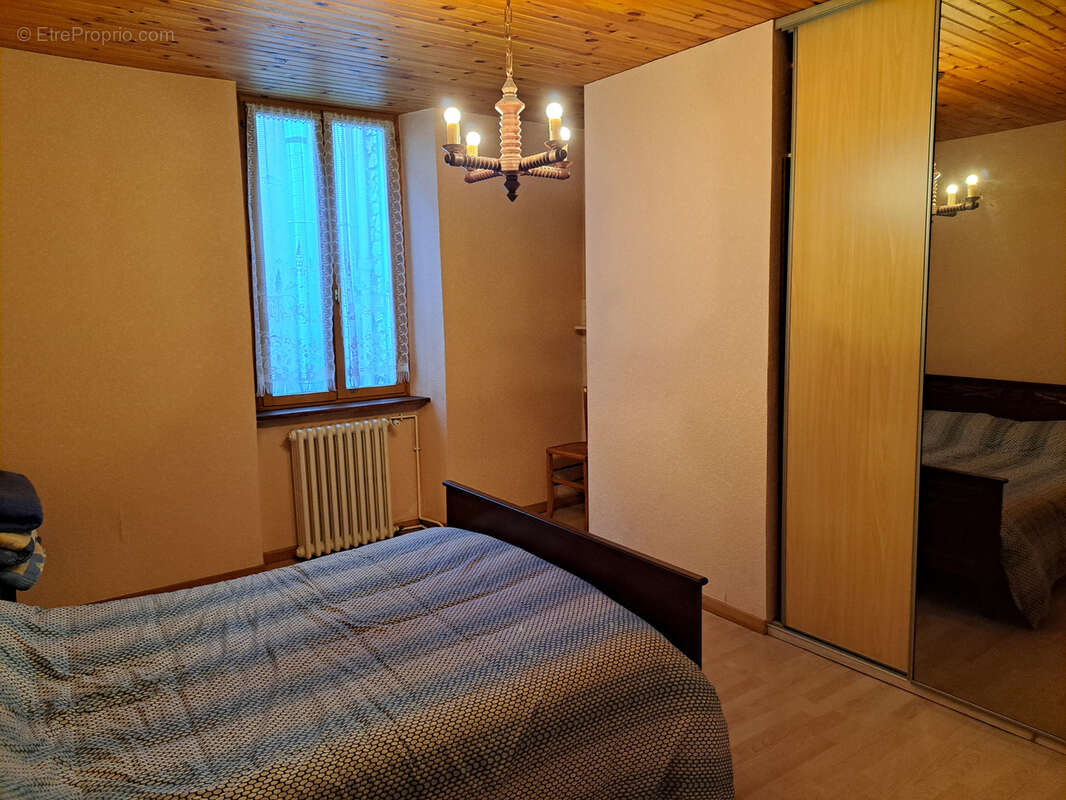 Maison à QUILLAN