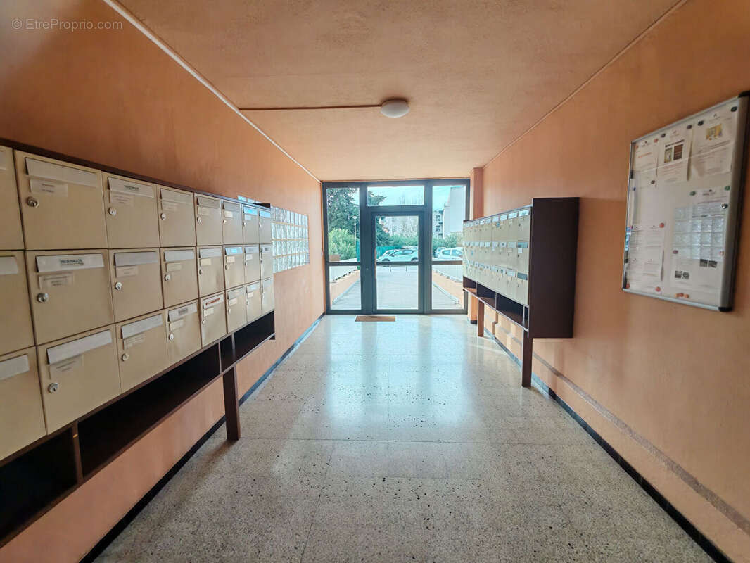 Appartement à LA VALETTE-DU-VAR