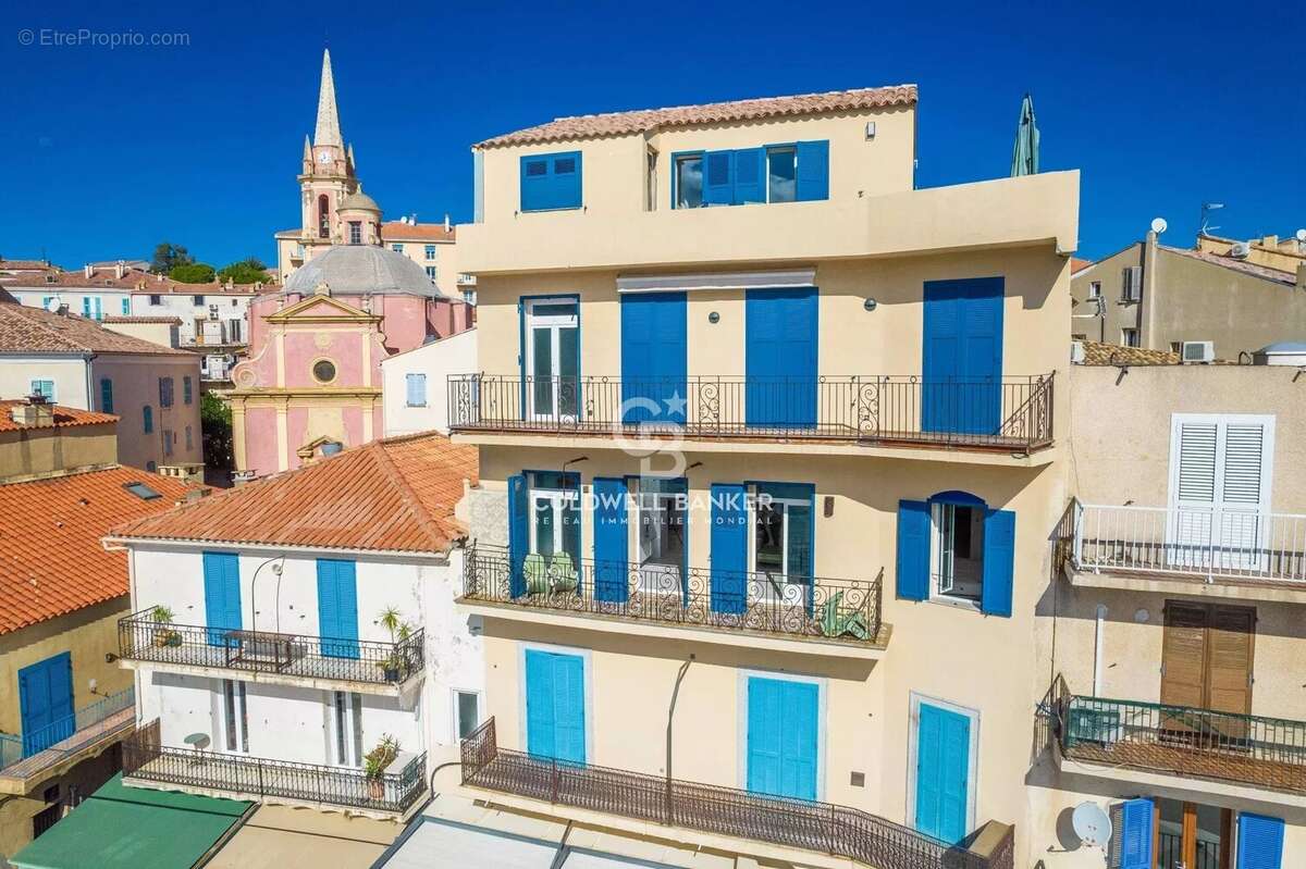 Appartement à CALVI