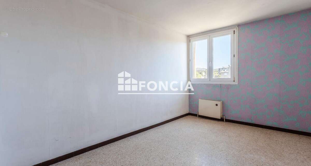 Appartement à SALON-DE-PROVENCE