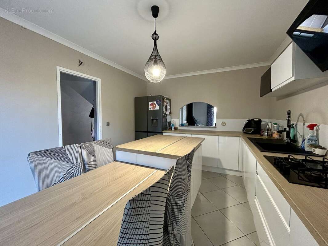 Maison à SAINT-GILLES