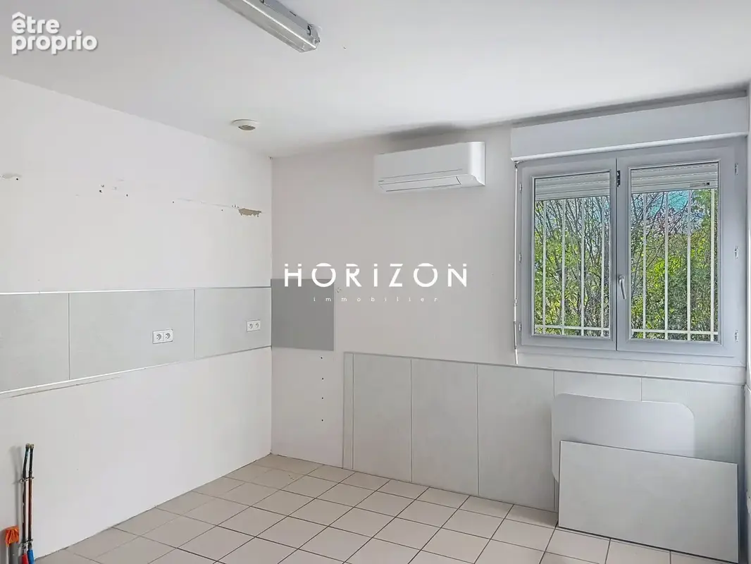 Commerce 148 m² à vendre à Saint-Didier-Sur-Chalaronne (01140) - photo 7