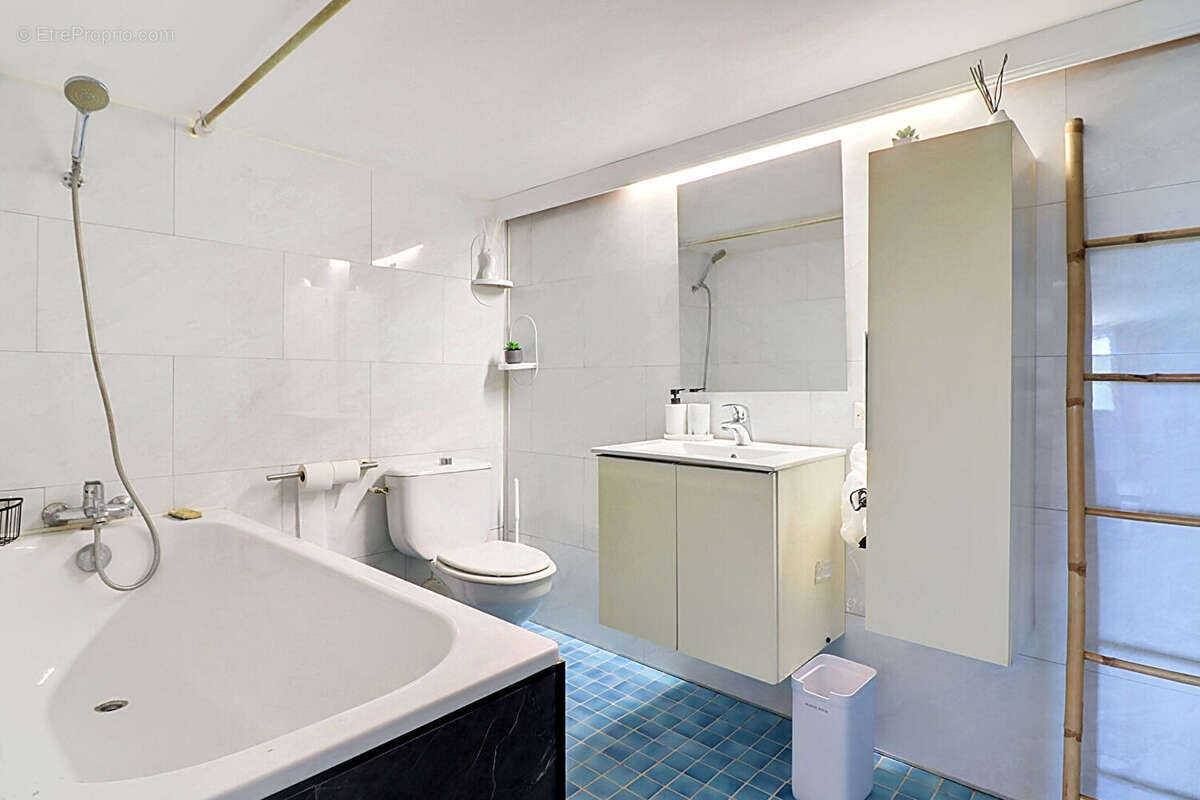 Maison avec piscine, sous-sol intégral et vue dégagée sur l'eau Esnandes 5 pièce(s) 115 m2 - photo 23