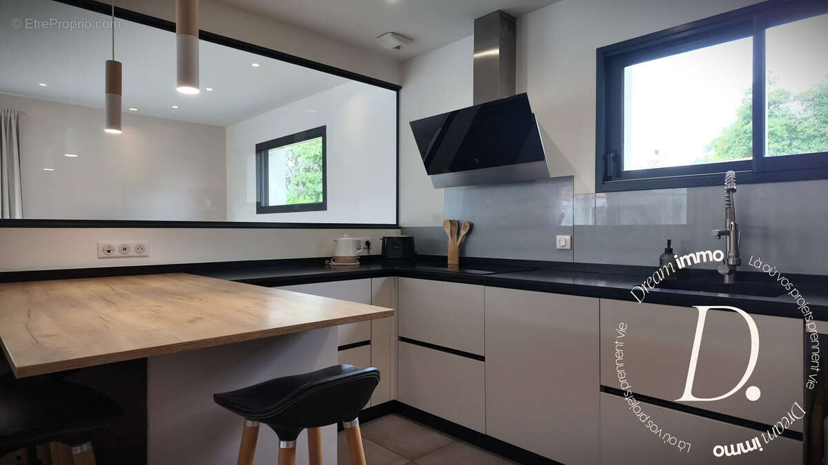 Maison 110 m² à Saint-Vincent-De-Paul  - photo 9