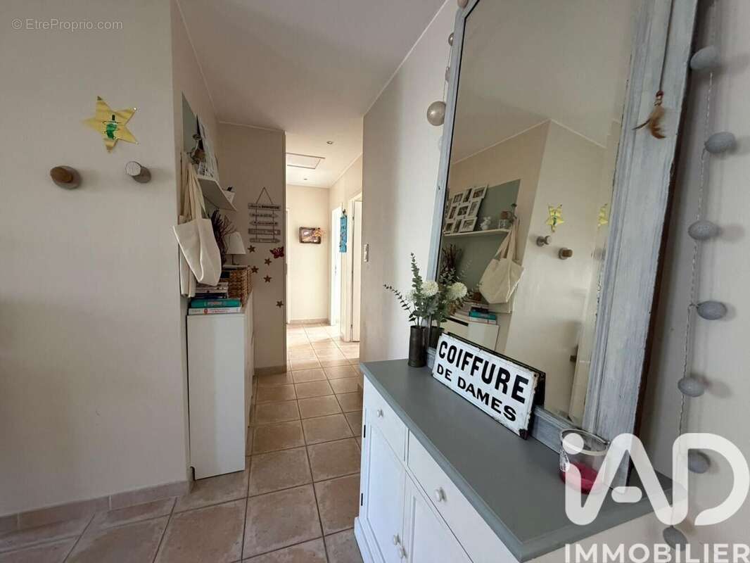 Photo 8 - Maison à SORGUES