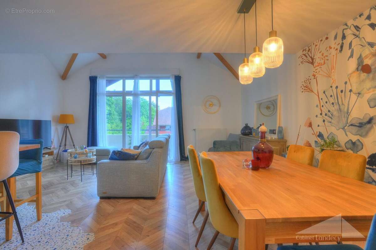Appartement à GEX