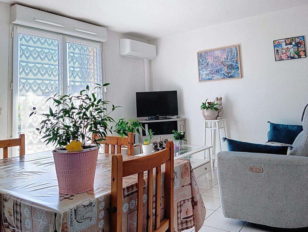 Appartement à SORGUES