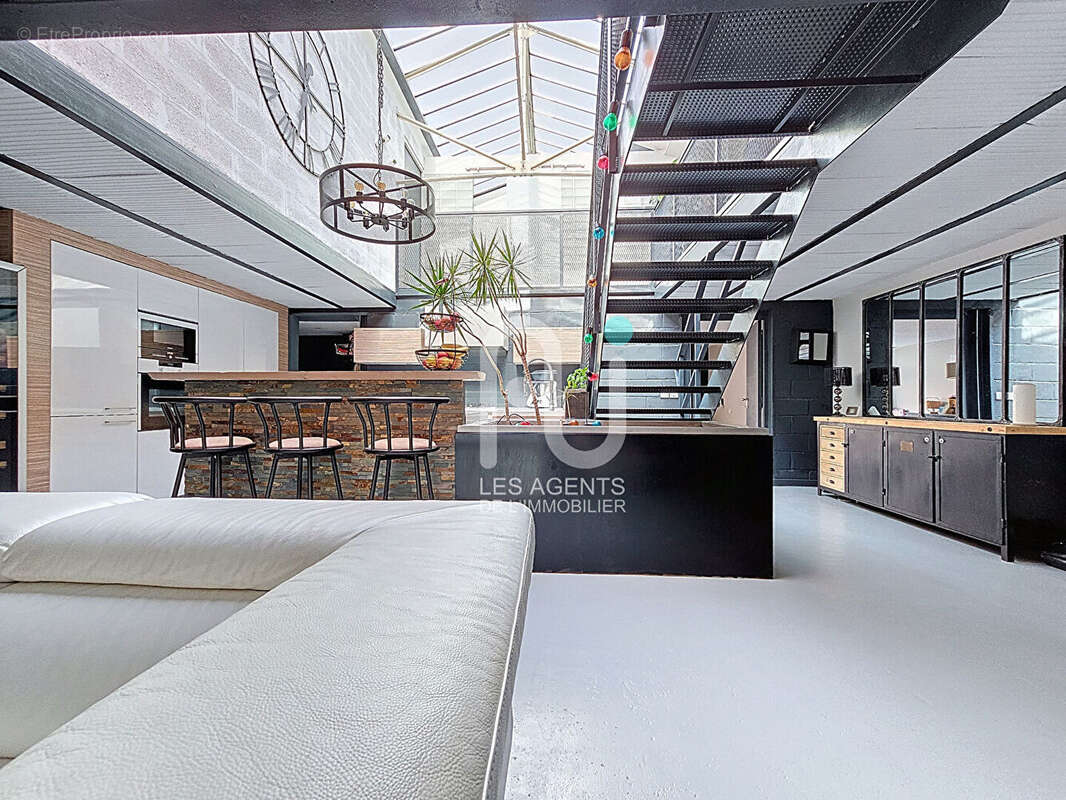 Appartement à GENNEVILLIERS