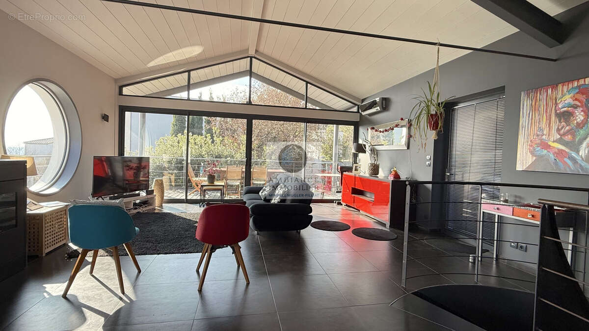 Maison à SAINT-PERAY