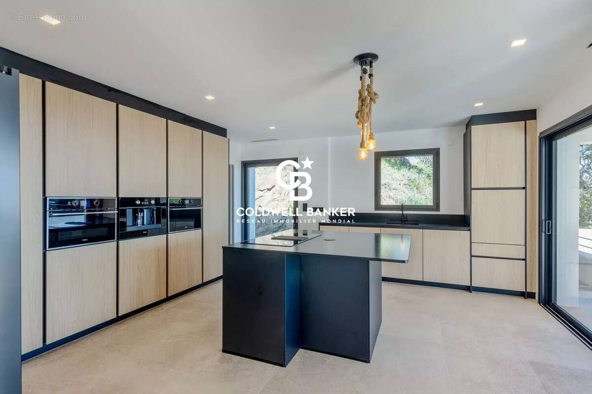 Maison à CAVALAIRE-SUR-MER