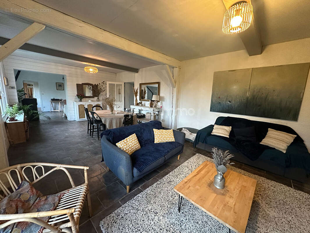 Maison à QUINCAMPOIX