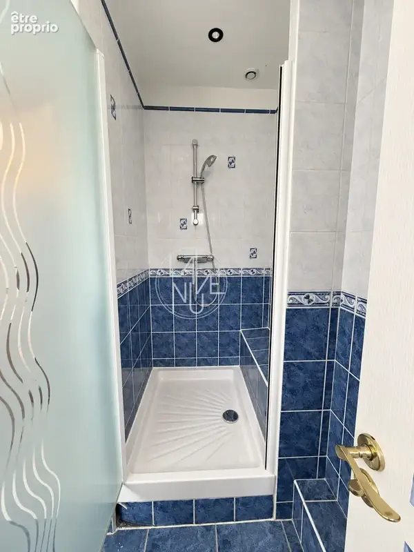 Exclusivité - Appartement 62m2 +  sous-sol et grenier - photo 5