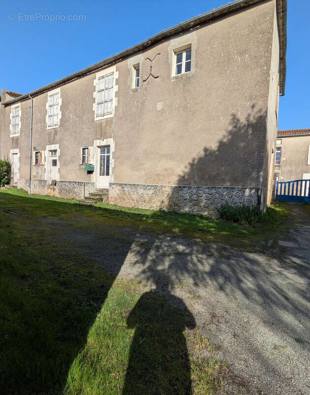 Maison à MOUILLERON-EN-PAREDS