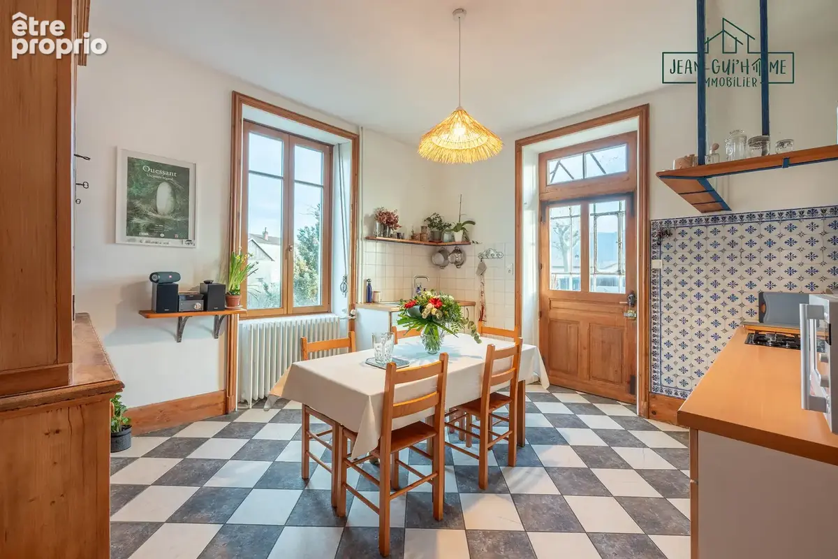 Maison de maître - 191 m2 - 4 chambres - Saint-Amé - photo 8