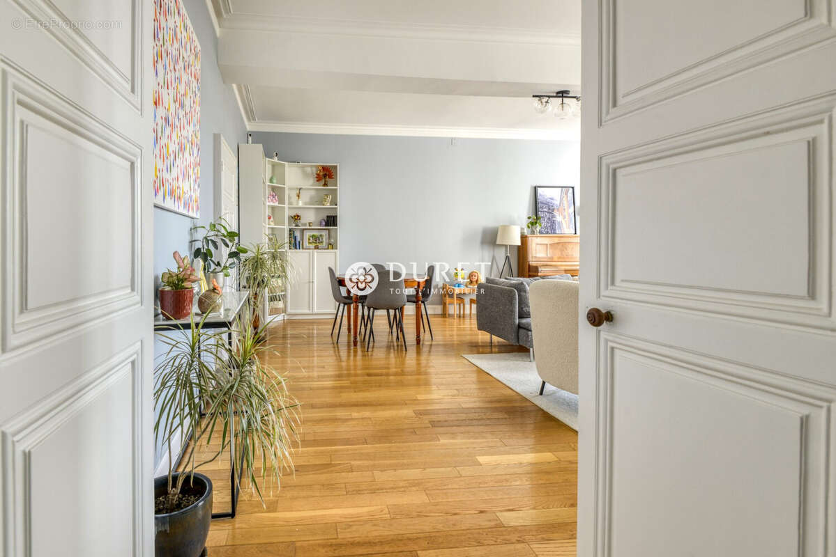 Maison 193 m² à Tillieres  - photo 4