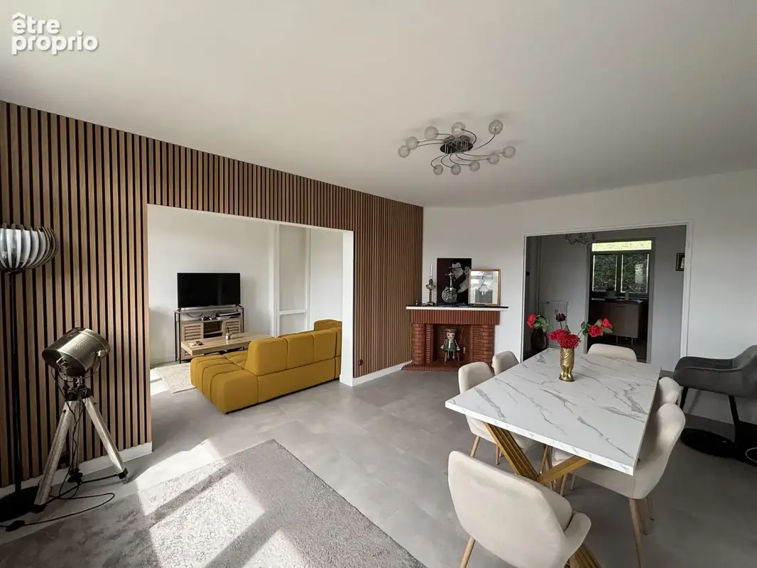 Appartement 102 m² à Privas  - photo 2