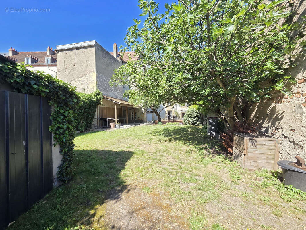 Maison à MOULINS