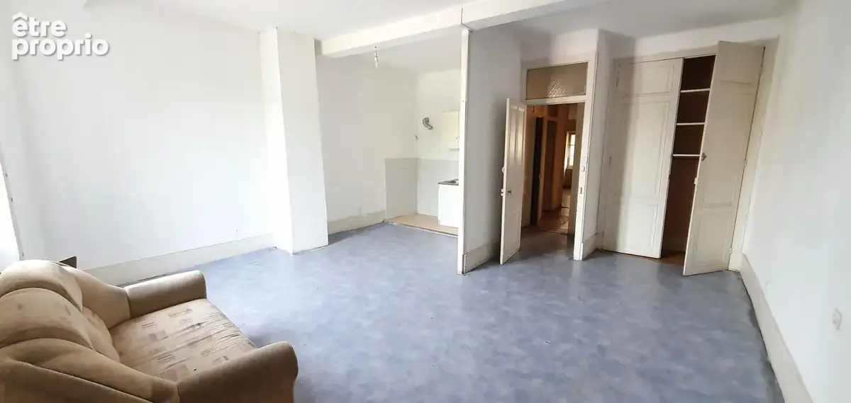 Immeuble Le Peage De Roussillon 7 pièce(s) 350 m2 - photo 5