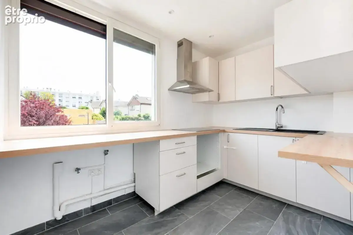 Appartement de 4 pièces de 70 m² à Bezons - photo 2