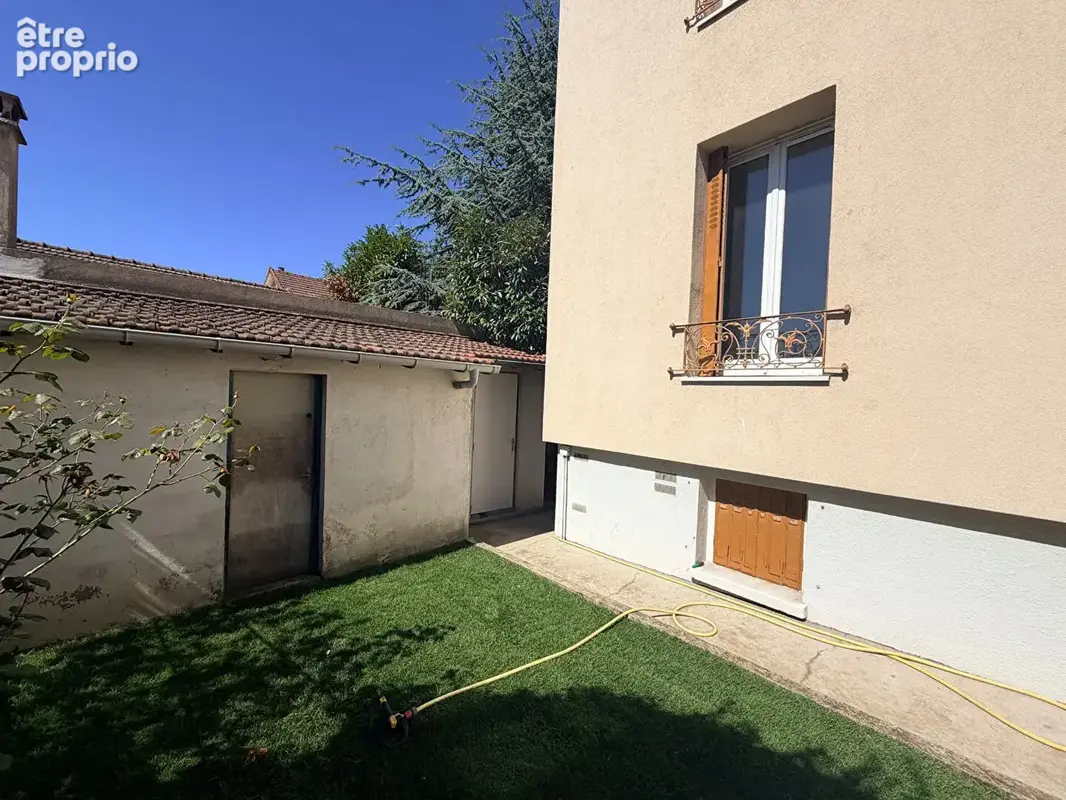 Appartement à SARTROUVILLE