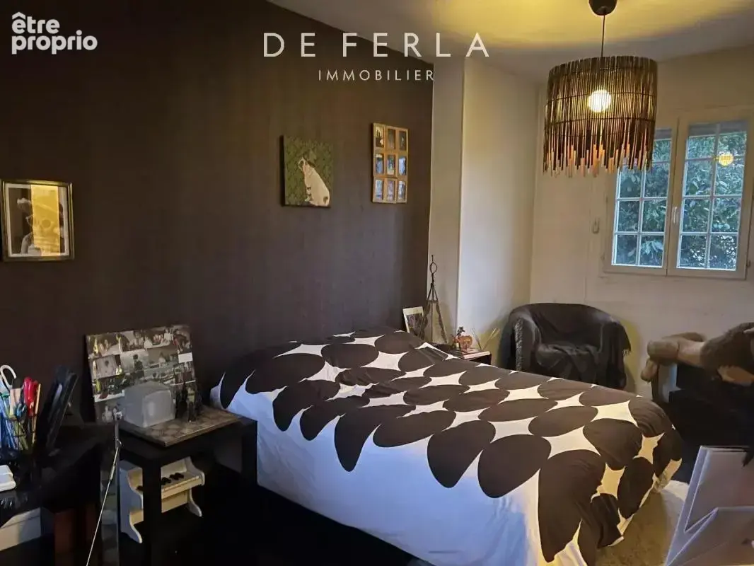 Maison familiale indépendante avec vaste sous-sol à deux pas du centre - photo 7