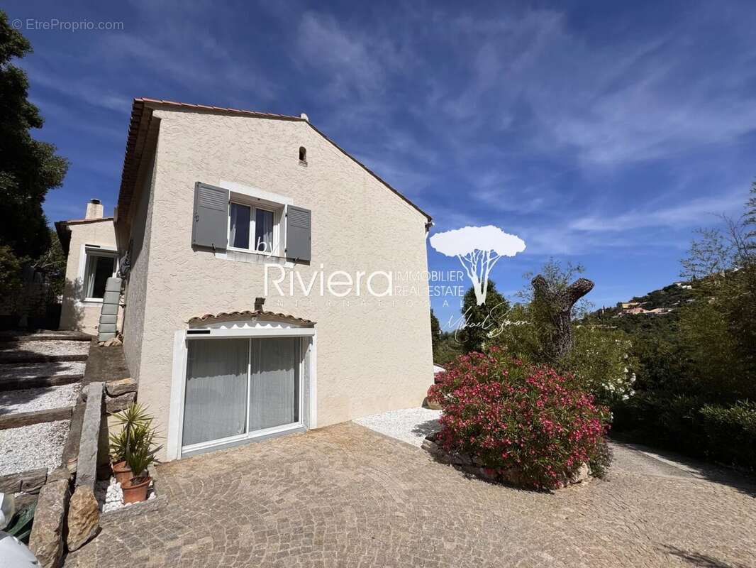 Maison à CAVALAIRE-SUR-MER