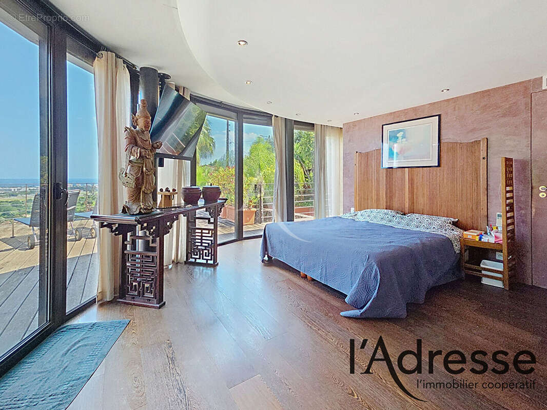 Luxueuse villa d'architecte 300m² vue mer feerique - photo 11