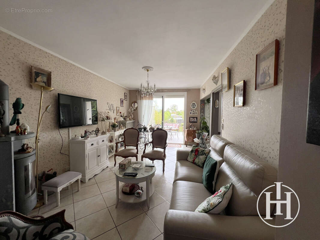 Maison familiale sur sous-sol   Quartier Asnières à Bourges - photo 7