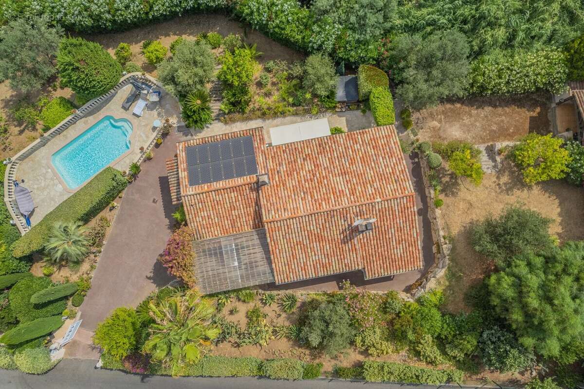 Villa de plain-pied à deux pas de la plage dans un domaine privé - photo 9