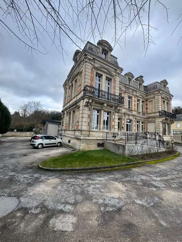 Appartement à VAILLY-SUR-AISNE