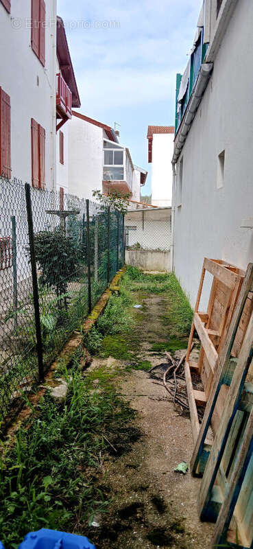 Commerce à SAINT-JEAN-DE-LUZ