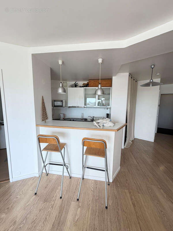 Studio avec terrasse, vue Tour Eiffel - Saint- Lambert paris 15 - photo 3