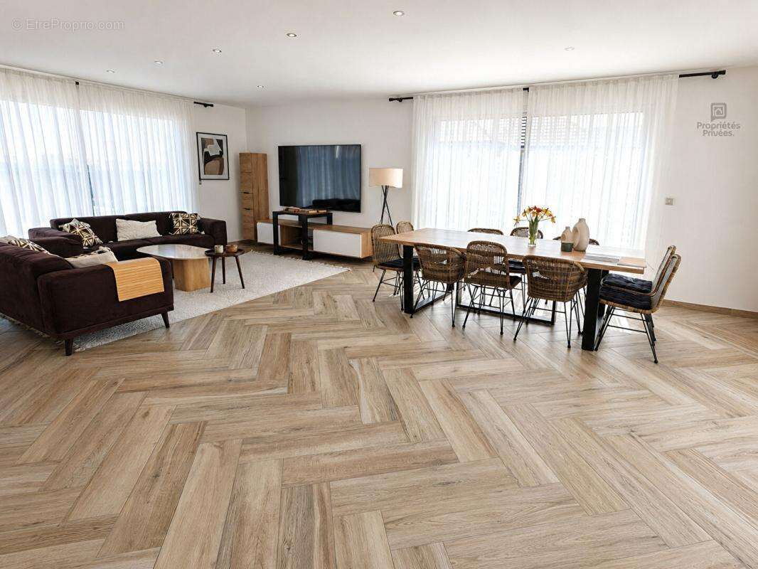 CHÂTEAUROUX, LA MARGOTIÈRE, Maison contemporaine de plain-pied, 5 chambres, bureau, piscine, DPE A - photo 3