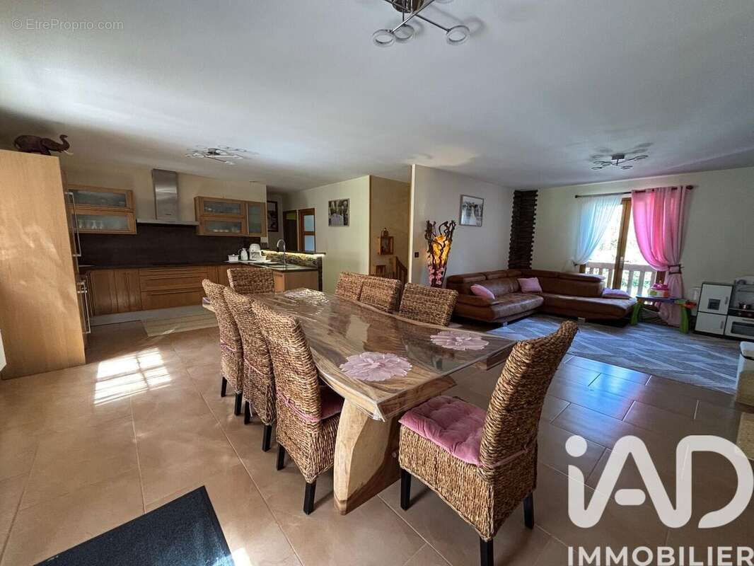 Photo 6 - Maison à THORIGNY-SUR-MARNE