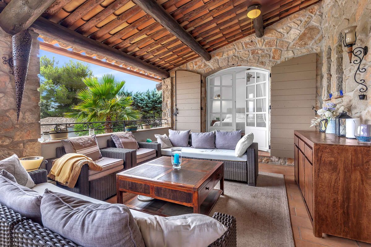 Maison à PEYMEINADE