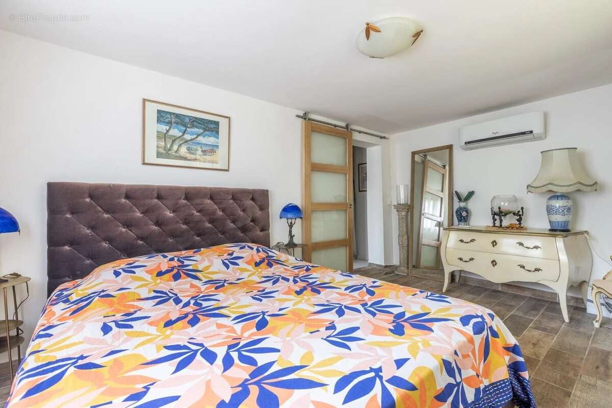 Escarene : bien rare sur le secteur ! propriété de charme avec maison individuelle 4 pièces, 3 chambres, bureau, 185m²  en total - photo 23