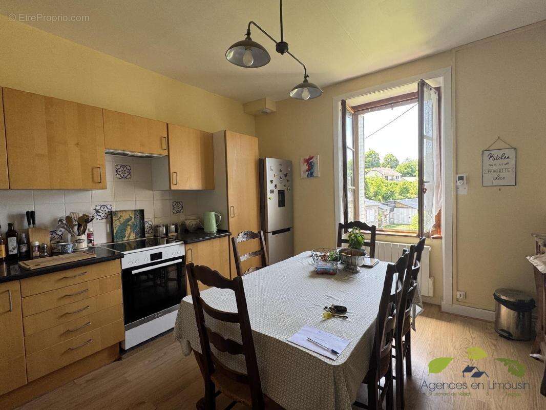 Appartement à TREIGNAC