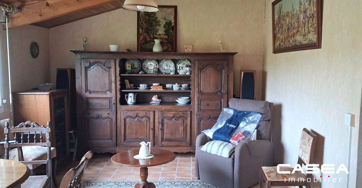 Maison à SAINT-EVARZEC