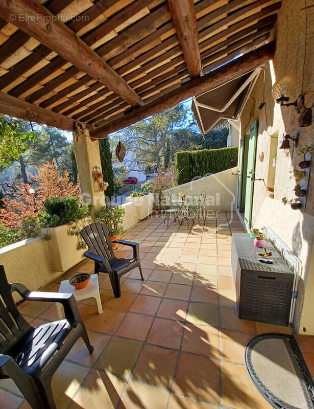 Maison à PIERREVERT