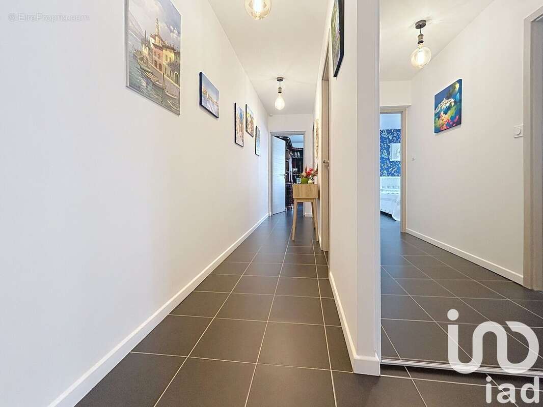 Photo 3 - Appartement à AMNEVILLE