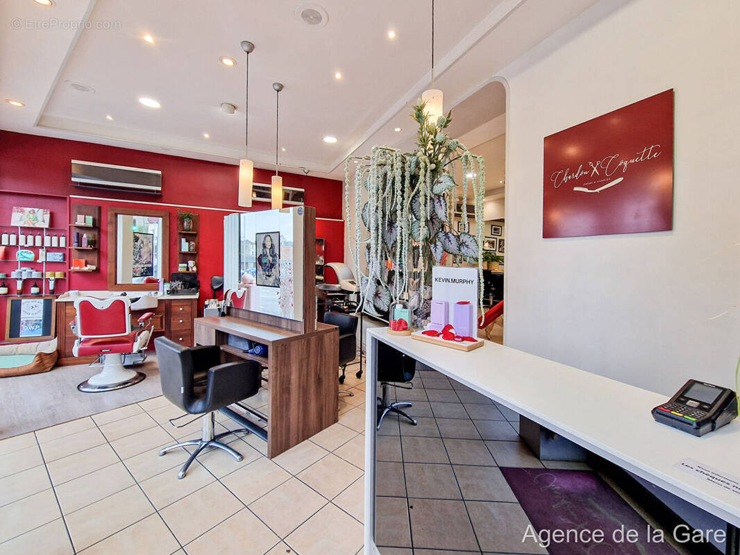 Commerce à MAISONS-LAFFITTE