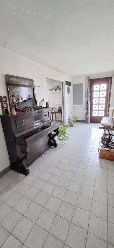 Maison à MORAND