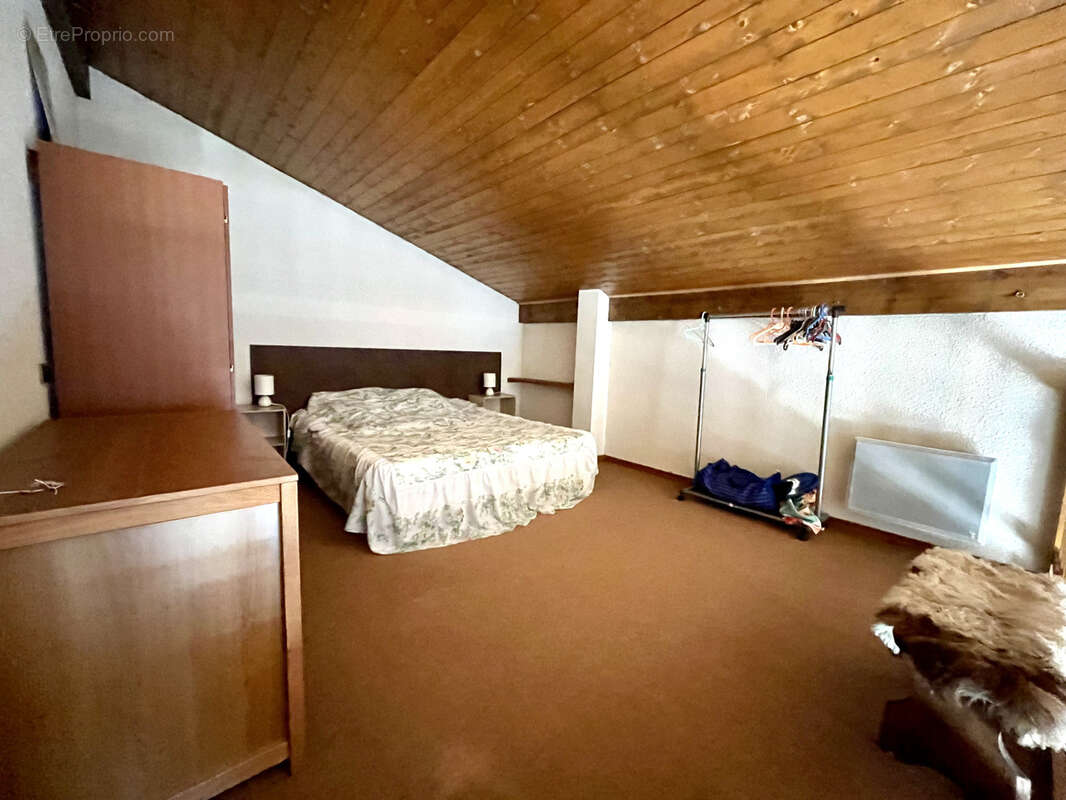 F2 Cabine Duplex - 34 m2 - Combloux centre - photo 6