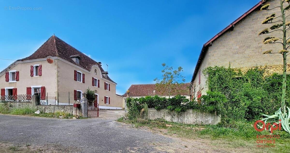 Maison à SAINT-MEDARD