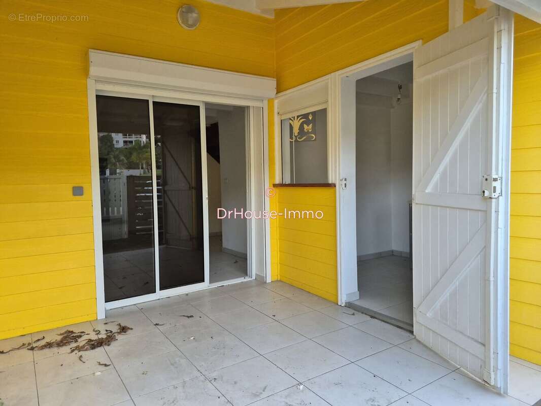 Maison à LES TROIS-ILETS