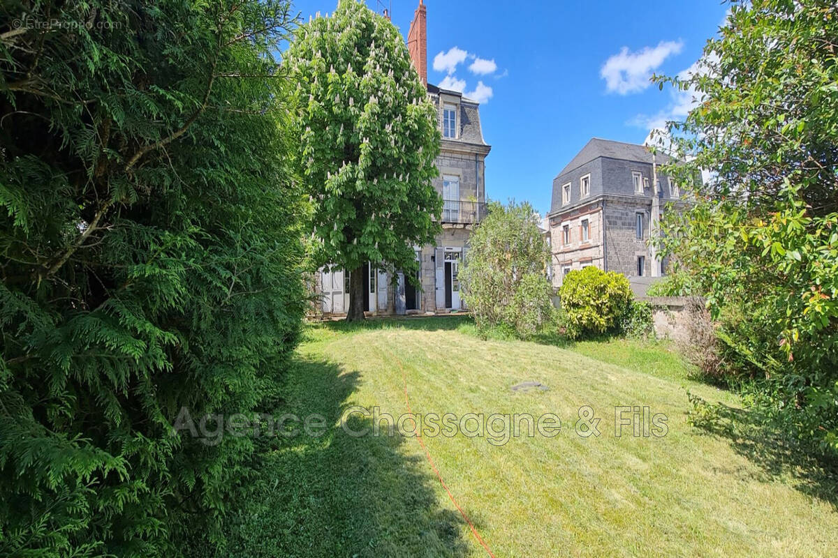 Appartement à BRIVE-LA-GAILLARDE