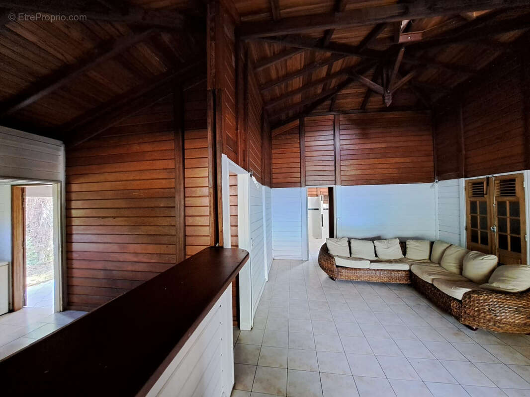 Maison à CAPESTERRE-BELLE-EAU