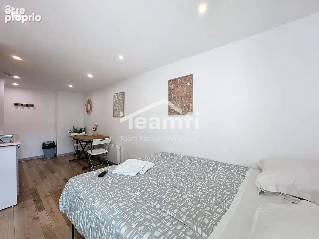 Appartement 100 m² à Royat  - photo 8