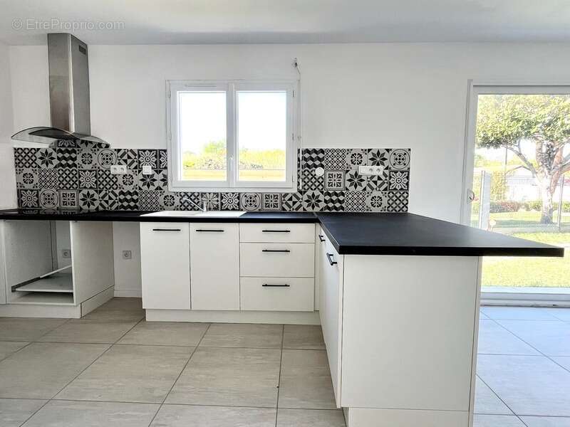 Maison à LE PIAN-MEDOC