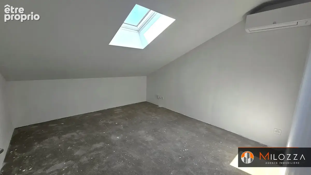 Maison rénovée DPE A, 4 chambres + bureau, terrain 1 809 m², SQF centre - photo 11